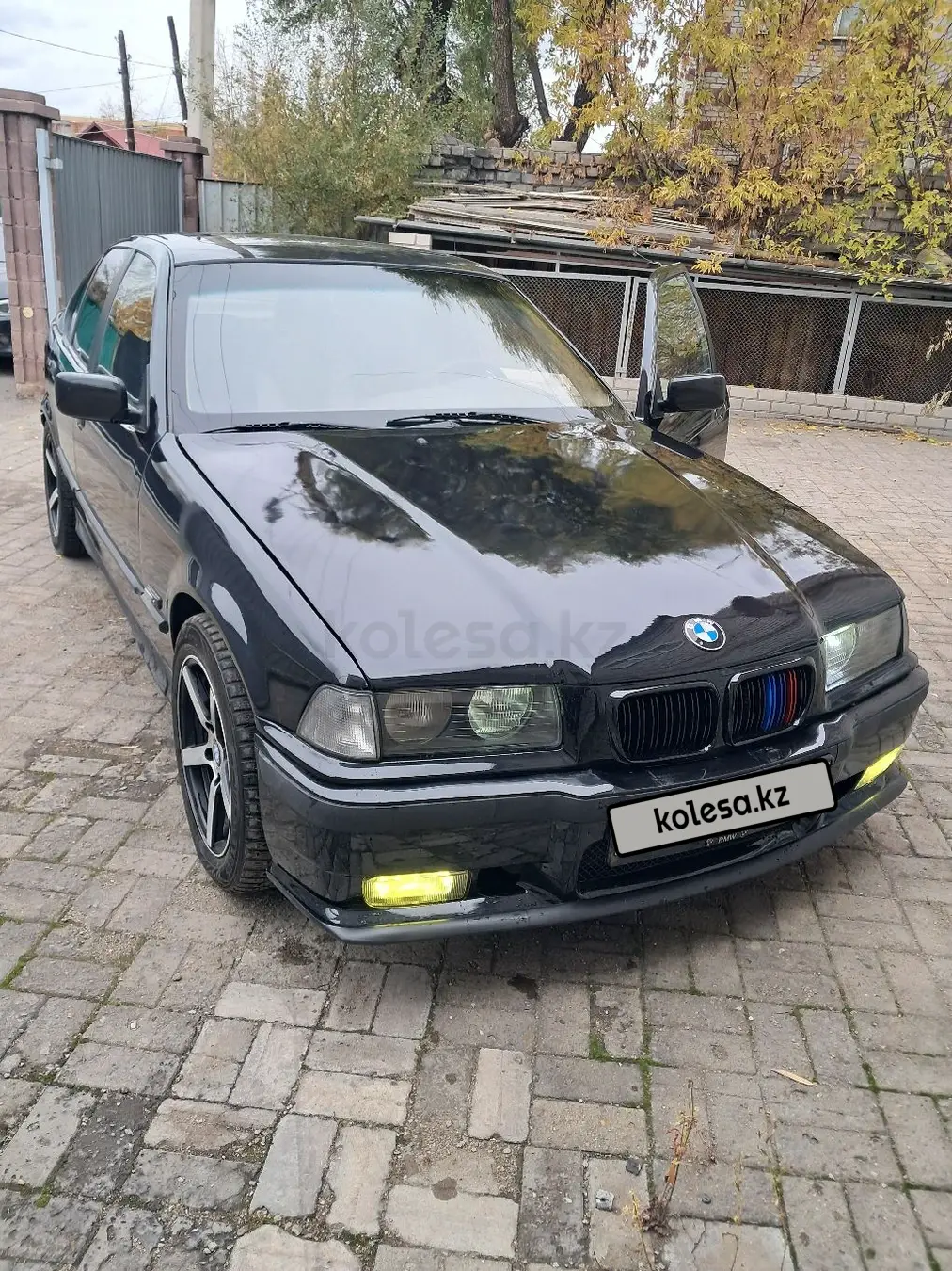 BMW 3 Series, 1992