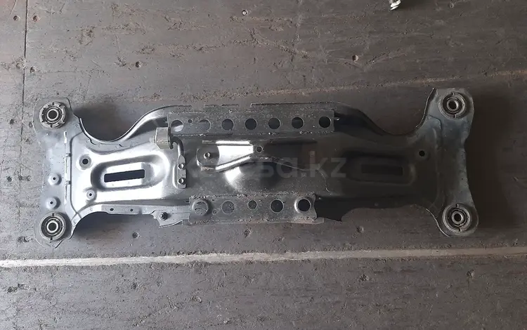 Задняя балка для Toyota Highlander 2vd за 30 000 тг. в Алматы