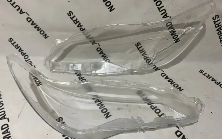 Стекло фары на Camry 55 se/le usa за 18 000 тг. в Алматы