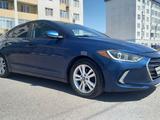 Hyundai Elantra 2018 года за 7 800 000 тг. в Атырау – фото 2