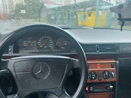 Mercedes-Benz E 280 1994 года за 2 650 000 тг. в Астана – фото 7