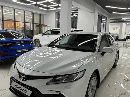 Toyota Camry 2021 года за 14 000 000 тг. в Кызылорда