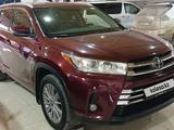 Toyota Highlander 2014 годаfor16 500 000 тг. в Актау – фото 2