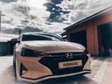 Hyundai Elantra 2019 годаүшін7 700 000 тг. в Атырау – фото 4