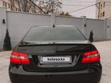 Mercedes-Benz E 300 2011 года за 7 000 000 тг. в Шымкент – фото 3