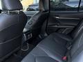 Toyota Camry 2023 года за 13 900 000 тг. в Уральск – фото 7