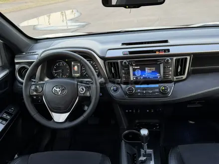 Toyota RAV4 2017 года за 10 000 000 тг. в Астана – фото 10