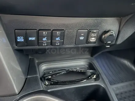 Toyota RAV4 2017 года за 10 000 000 тг. в Астана – фото 14