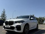 BMW X5 2020 года за 32 500 000 тг. в Алматы