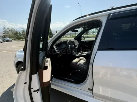 BMW X5 2020 года за 32 500 000 тг. в Алматы – фото 10