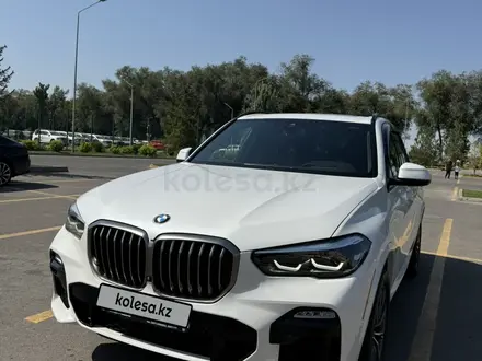 BMW X5 2020 года за 32 500 000 тг. в Алматы – фото 2