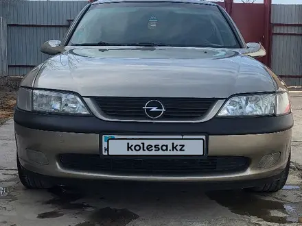 Opel Vectra 1997 года за 2 000 000 тг. в Кызылорда – фото 2