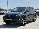 Toyota RAV4 2016 года за 9 900 000 тг. в Актобе