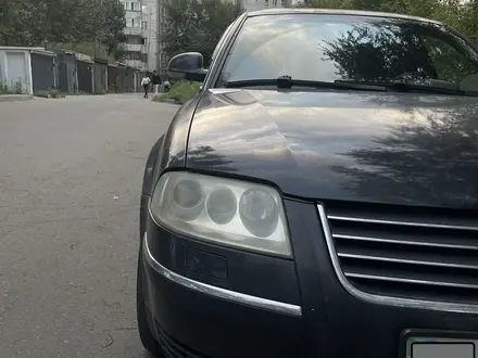 Volkswagen Passat 2005 года за 3 500 000 тг. в Павлодар – фото 2