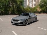BMW 550 2021 года за 30 700 000 тг. в Алматы – фото 2