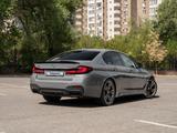 BMW 550 2021 года за 30 700 000 тг. в Алматы – фото 5