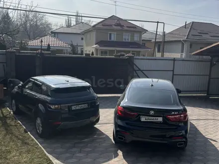 BMW X6 2018 года за 17 500 000 тг. в Алматы – фото 39