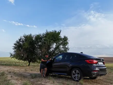 BMW X6 2018 года за 17 500 000 тг. в Алматы – фото 6