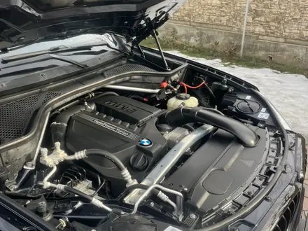 BMW X6 2018 года за 17 500 000 тг. в Алматы – фото 62