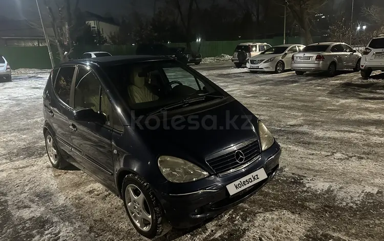 Mercedes-Benz A 190 2001 годаfor2 550 000 тг. в Алматы