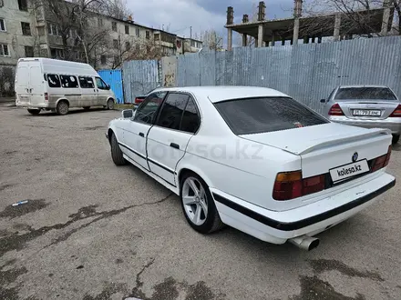 BMW 520 1991 года за 1 650 000 тг. в Тараз – фото 2