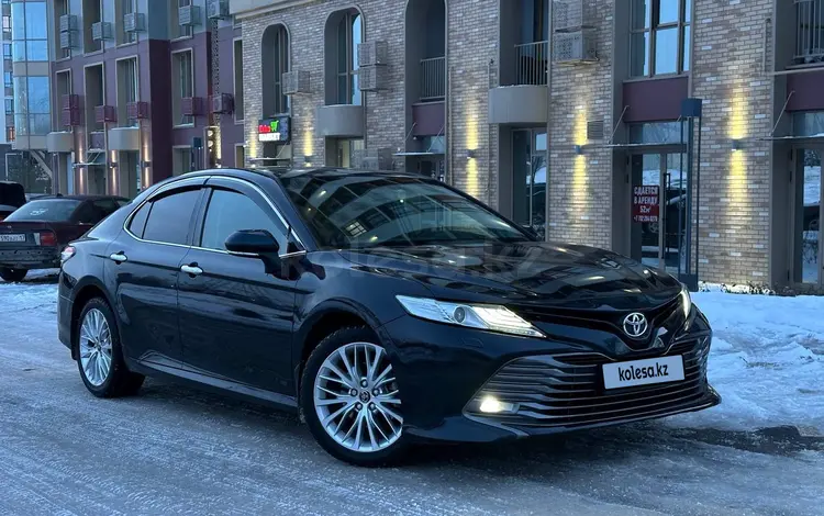 Toyota Camry 2019 года за 14 500 000 тг. в Кызылорда