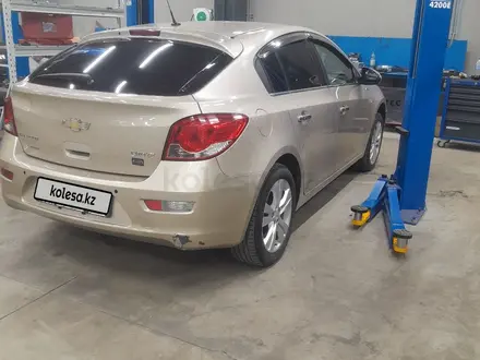 Chevrolet Cruze 2013 года за 4 650 000 тг. в Экибастуз – фото 5