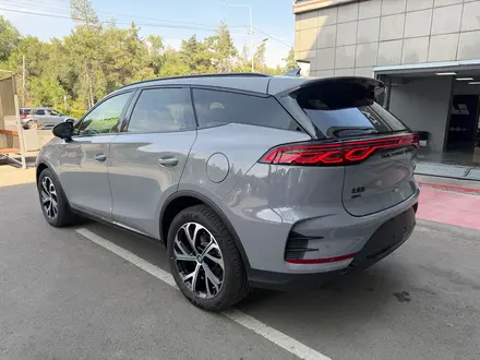 BYD Tang Top 2025 года за 16 700 000 тг. в Алматы – фото 4