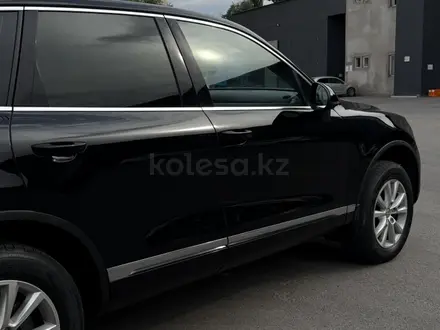 Volkswagen Touareg 2010 года за 10 500 000 тг. в Алматы – фото 5