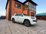Toyota 4Runner 2018 года за 18 500 000 тг. в Актобе – фото 4