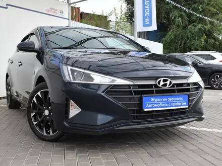 Hyundai Elantra 2019 года за 8 390 000 тг. в Алматы – фото 10