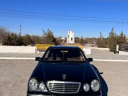 Mercedes-Benz E 430 2001 года за 4 190 000 тг. в Жанаозен – фото 2