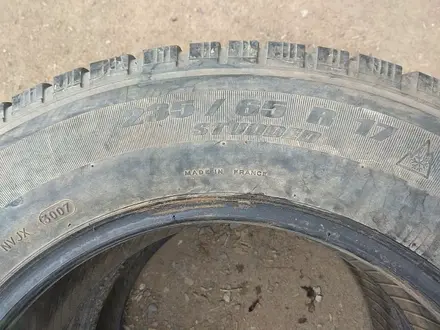 Шины 235/65 R17 — "Michelin Latitude X-ice North" (Франция), зимн за 15 000 тг. в Астана – фото 9