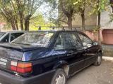 Volkswagen Passat 1993 года за 1 200 000 тг. в Лисаковск – фото 3