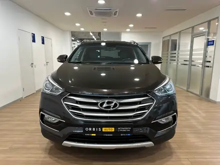 Hyundai Santa Fe 2016 года за 10 550 000 тг. в Астана – фото 2