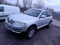 Volkswagen Touareg 2005 года за 5 500 000 тг. в Караганда – фото 5