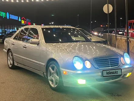 Mercedes-Benz E 320 2000 года за 5 000 000 тг. в Актау – фото 8