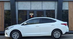 Hyundai Accent 2021 года за 6 995 000 тг. в Караганда – фото 3