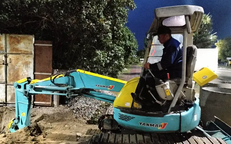 Yanmar  B3 2003 года за 6 000 000 тг. в Астана