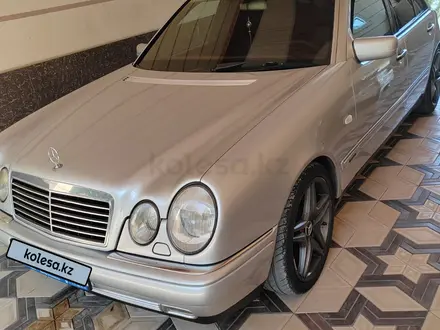 Mercedes-Benz E 320 1998 года за 6 000 000 тг. в Шымкент – фото 8