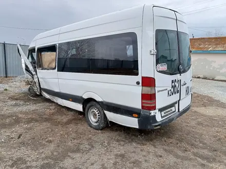 Mercedes-Benz  313 2009 года за 1 500 000 тг. в Житикара – фото 2