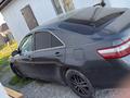 Toyota Camry 2007 года за 3 500 000 тг. в Актобе – фото 2