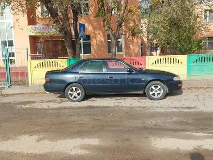 Toyota Camry 1996 года за 1 800 000 тг. в Шымкент – фото 4