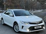 Toyota Camry 2016 годаfor11 000 000 тг. в Алматы – фото 3