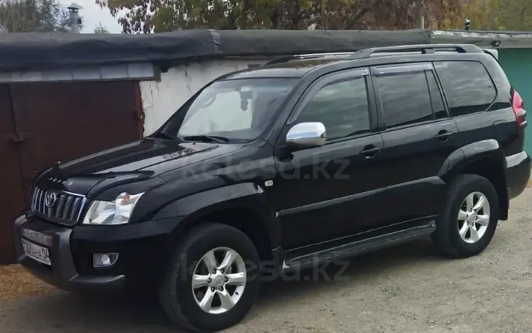 Ренда машины с водителем Toyota prаdo 120 по городу в Актобе