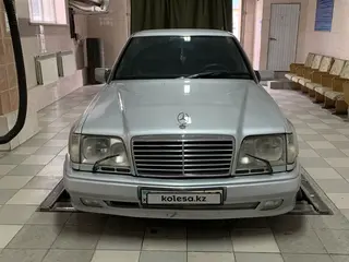 Mercedes-Benz E 280