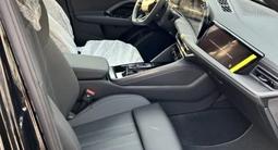Audi Q5 45 TFSI Quattro Design 2025 года за 36 600 000 тг. в Алматы – фото 4