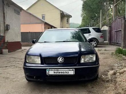 Volkswagen Bora 2002 года за 1 350 000 тг. в Алматы – фото 4