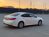 Lexus ES 250 2017 года за 11 000 000 тг. в Актобе – фото 2