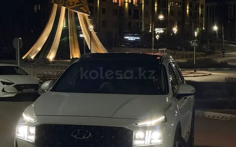 Hyundai Santa Fe 2023 годаүшін16 000 000 тг. в Костанай